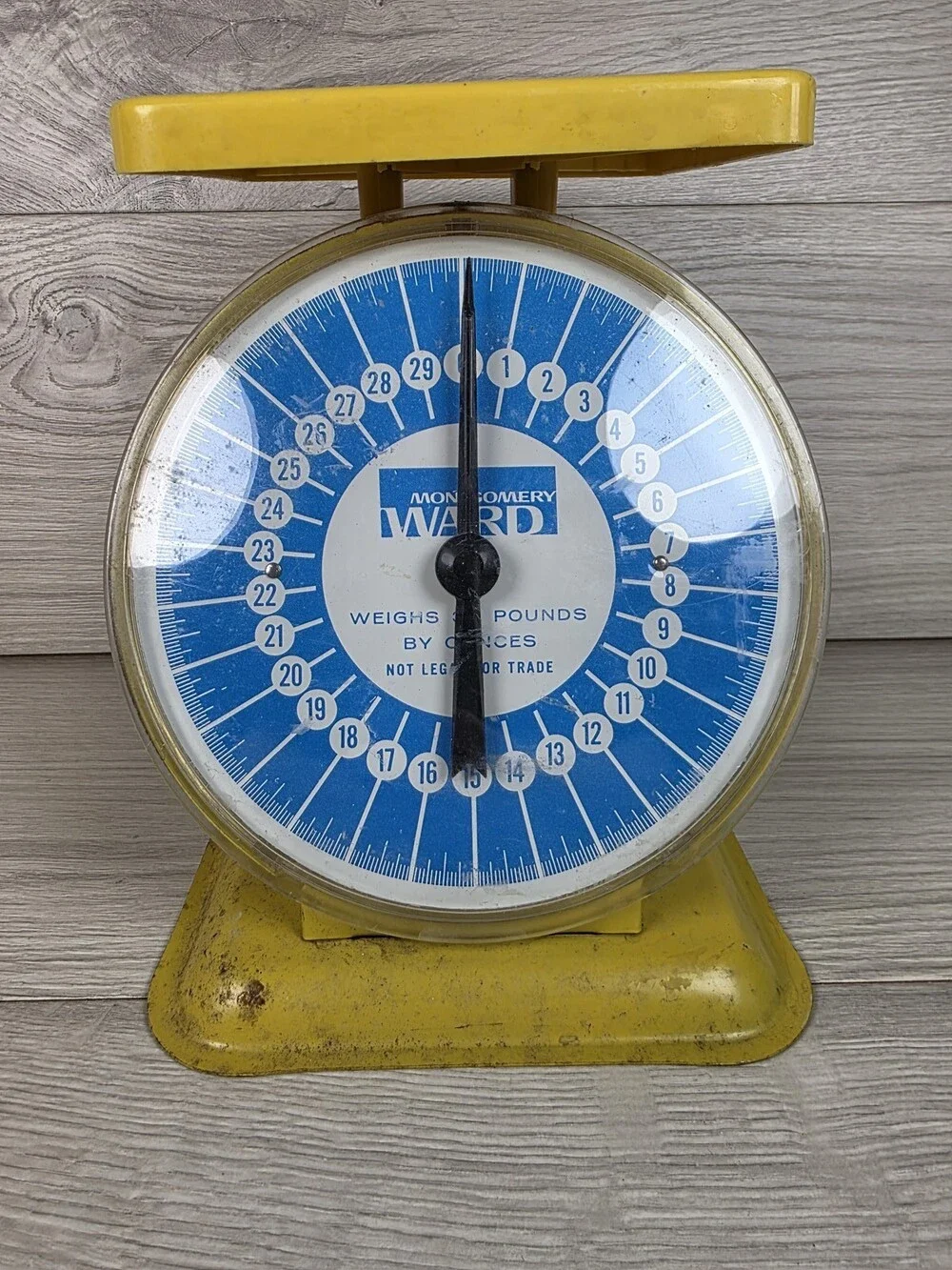 Montgomery Ward Mechanical Kitchen Scale Yellow Blue Retro SU12
